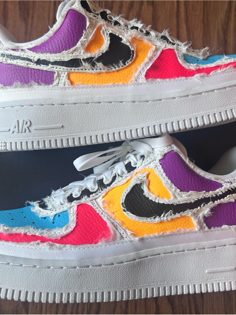 Nike Air Force 1 reveal tear away - Picture 3 of 7